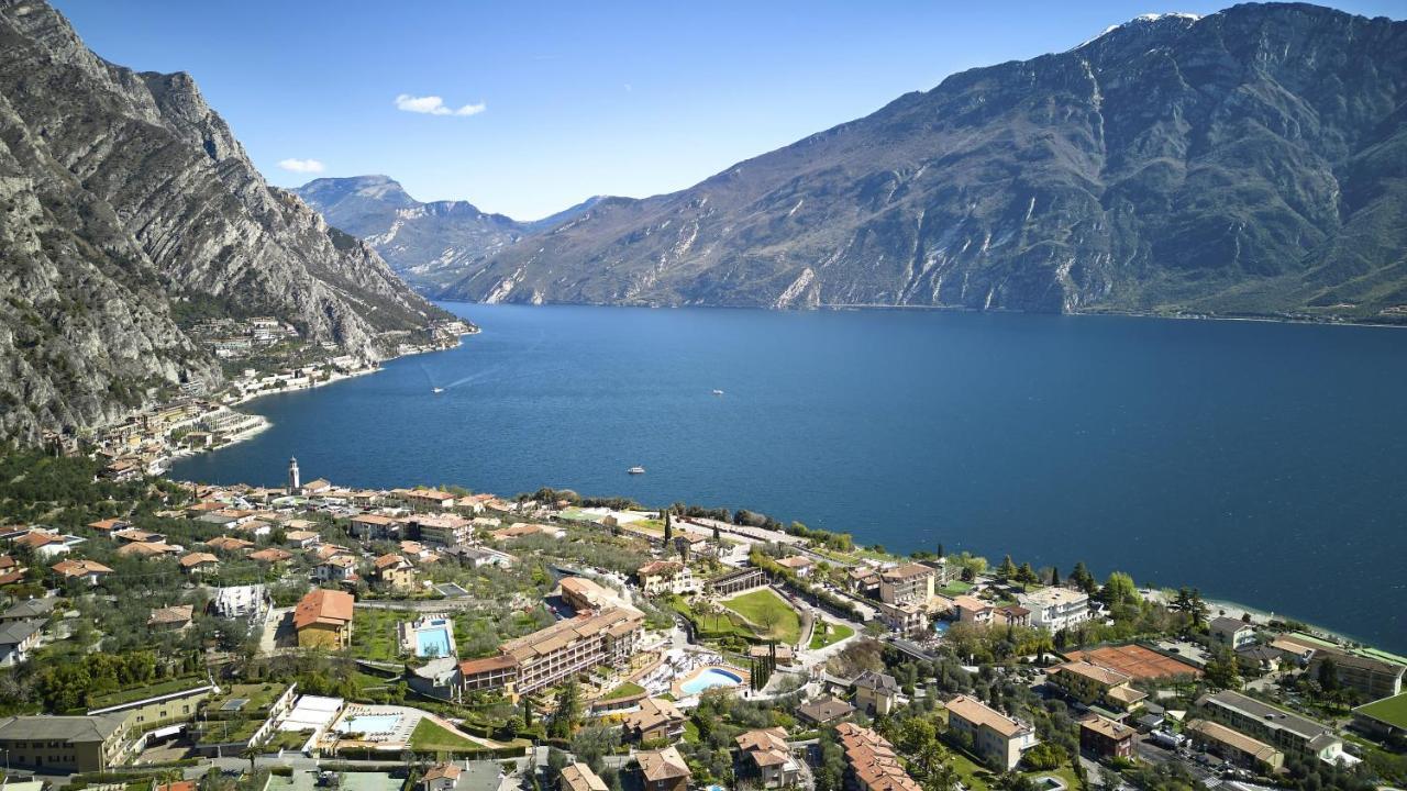 Hotel Royal Village Limone sul Garda Exterior photo