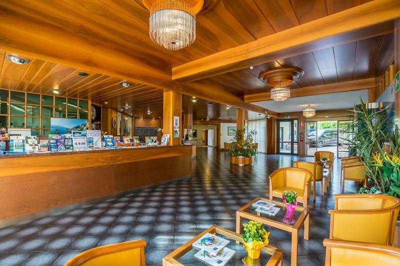 Hotel Royal Village Limone sul Garda Exterior photo