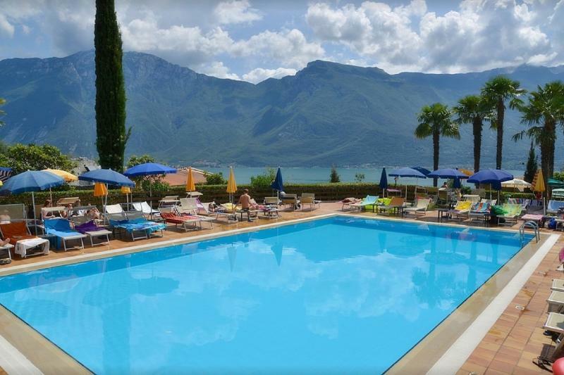 Hotel Royal Village Limone sul Garda Exterior photo