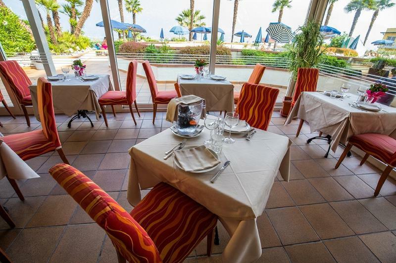 Hotel Royal Village Limone sul Garda Exterior photo