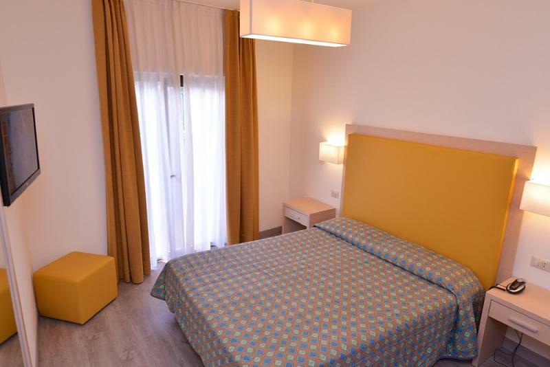 Hotel Royal Village Limone sul Garda Exterior photo